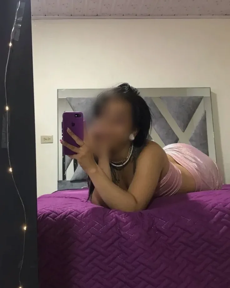 Helmi, 24
