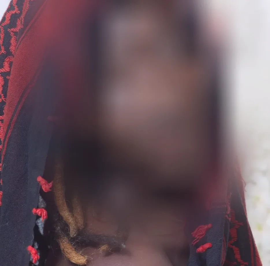 Ida, 21