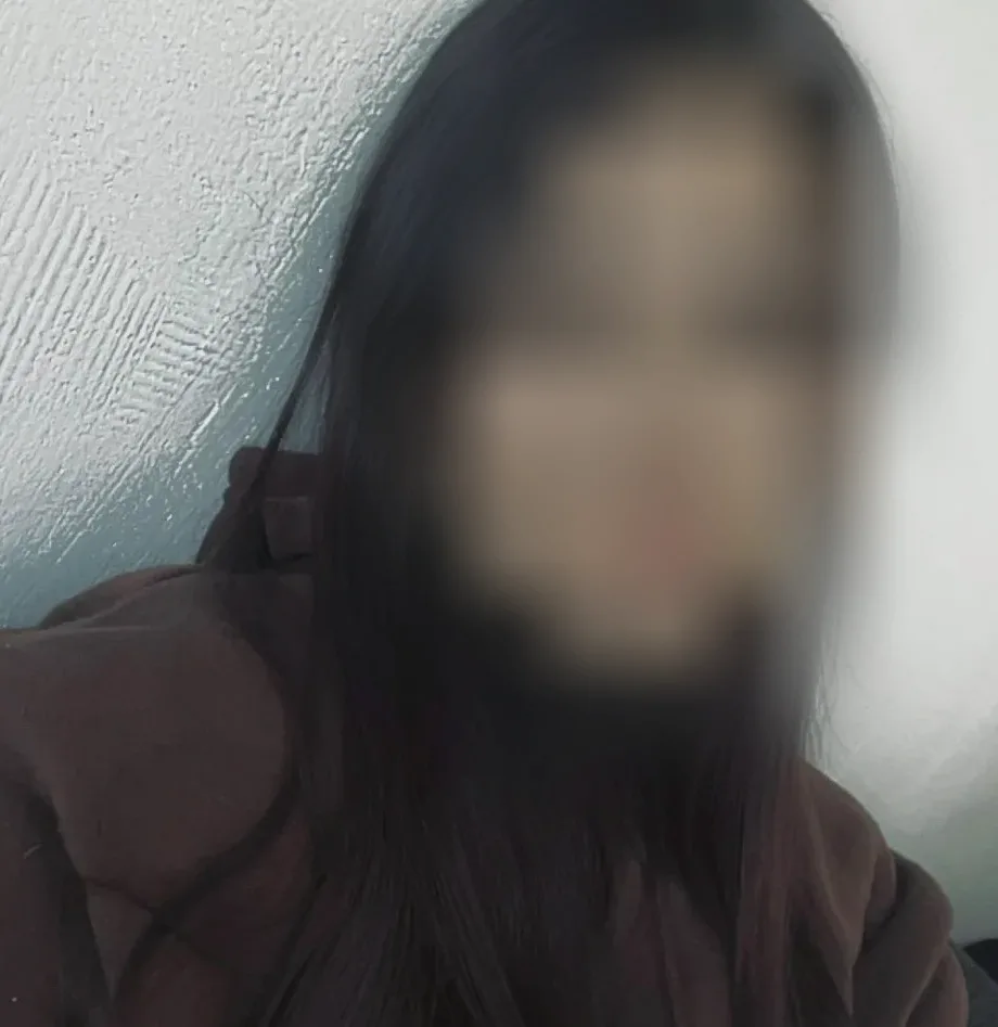 Natalia, 21