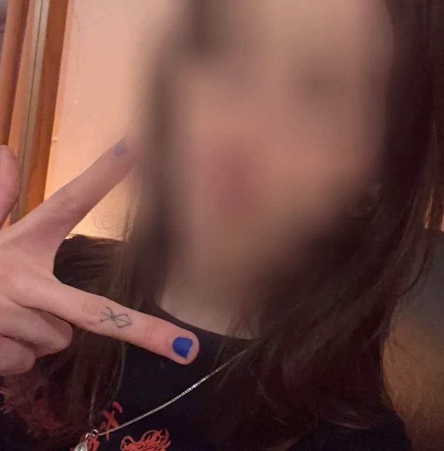 Susanna, 21