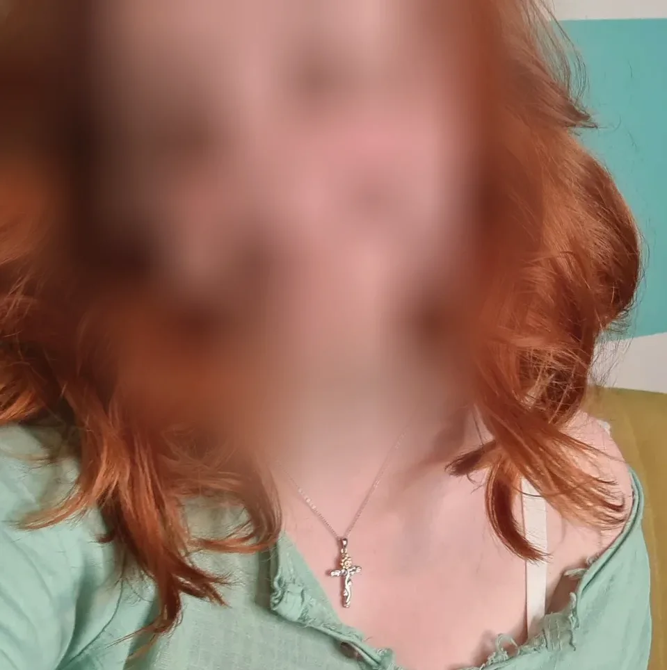 Ulla, 23