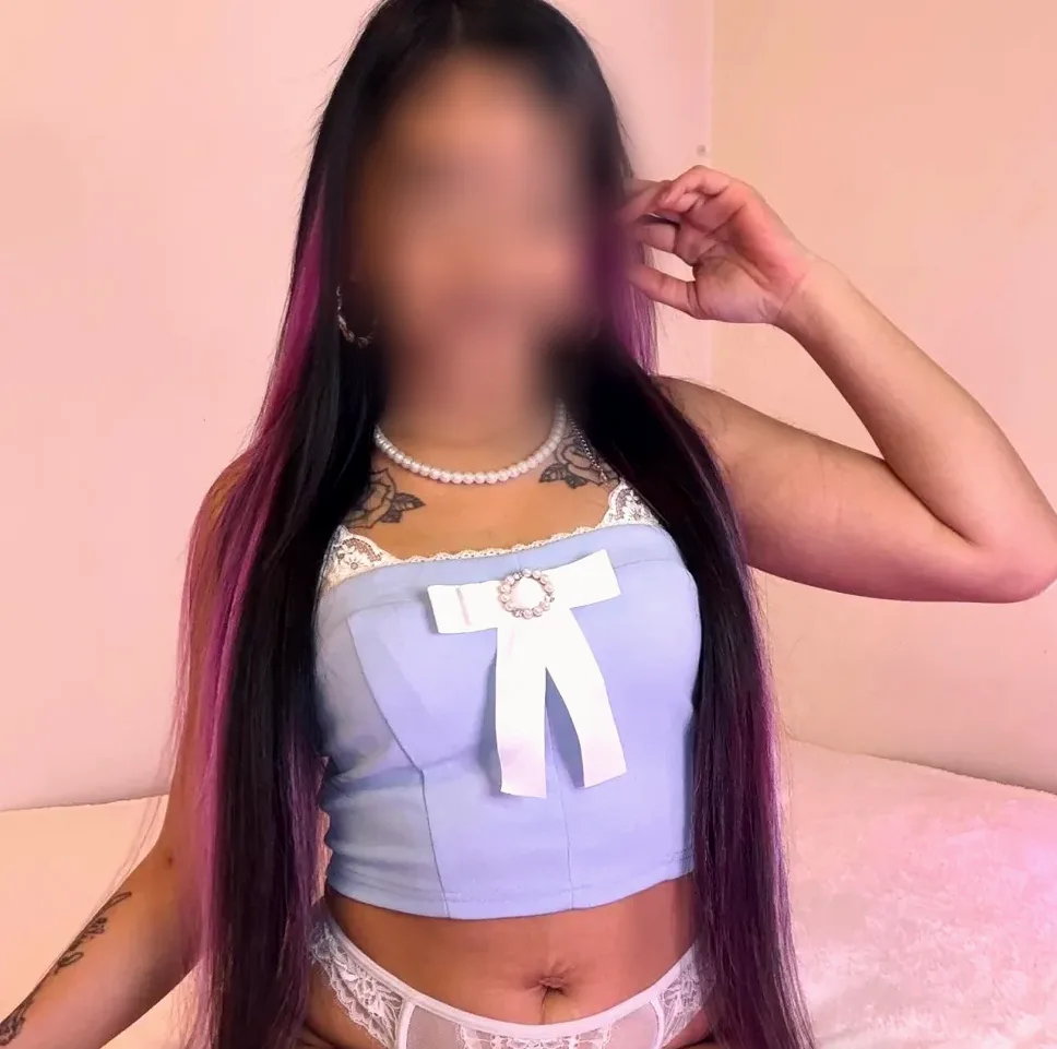 Veera, 28